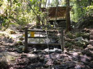 ミネラルウォーター大全　詳細版を始めるにあたってのご挨拶　桂の滝