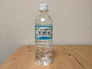 大山山麓　雫　天然水　鳥取県米子市産ミネラルウォーター　ペットボトル