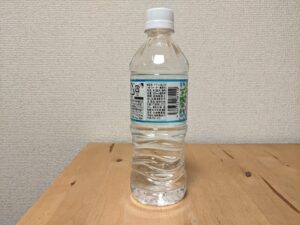 大山山麓　雫　天然水　鳥取県米子市産ミネラルウォーター　ラベル　製品情報