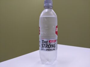 ミネラルウォーター 強炭酸水 サントリー 北杜市