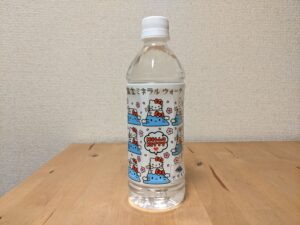 HELLO KITTY　ハローキティ　富士吉田市　ミネラルウォーター
