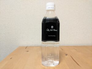 ホテルニューオータニ　オリジナルミネラルウォーター　甲州市産