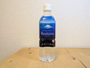 利尻島　ミネラルウォーター　Reshiria　リシリア　離島