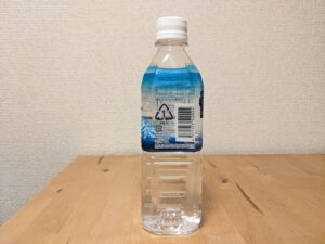 APA　アパホテル　甲州市産ミネラルウォーター　元谷芙美子社長　成分表記