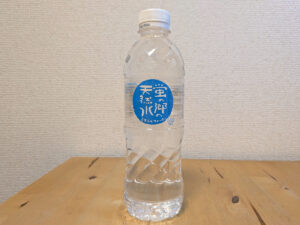 蛍の郷の天然水 名水百選 岐阜県関市産ミネラルウォーター 2026年7月2日追加画像 ラベル正面