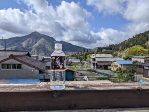 大月市　ミネラルウォーター　真木温泉　現地購入