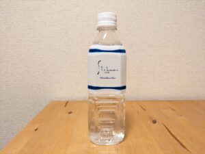 高級クラブ　銀座　甲州市　ミネラルウォーター