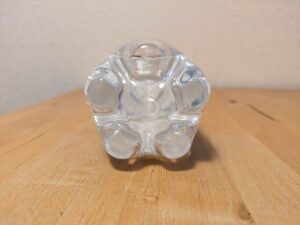 情熱価格　ドン・キホーテ　オリジナル強炭酸水　天然水使用　ペットボトル底部分　吉野工業所製