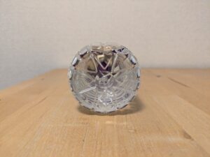 ミネラルウォーター イタリア クールマイヨール 硬水 ペットボトルの底