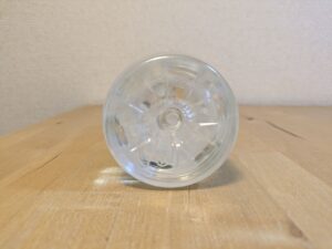 ペットボトルの底 吉野工業所