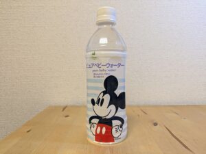 ベビーザらス　山梨県山梨市産ミネラルウォーターを純水化した製品　ミッキーマウスラベル　ペットボトル