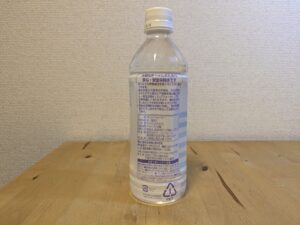 ベビーザらス　ピュアウォーター　純水のラベル　成分等の説明書き