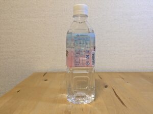 河津桜　KAWAZU　河津七滝の天然水　ミネラルウォーター　製品説明欄
