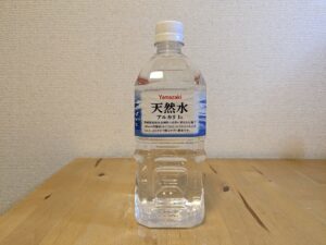 ヤマザキ　ミネラルウォーター　ラベル