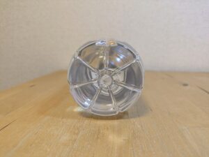 アクアパンナ　イタリアトスカーナ地方採水　ミネラルウォーター　ペットボトル底部分 