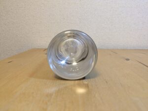 アトランスチャーチ　ブラックサファリ　ミネラルウォーター　ペットボトル底部分