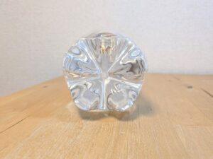 富士山系の天然水使用　star select　炭酸水　ペットボトル底部分