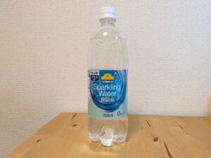 TOPVALU　トップバリュ　炭酸水　伊賀市中柘植産天然水使用