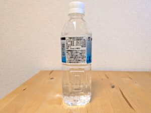 サツドラ　水　オリジナルミネラルウォーター　北海道上川郡東川町産　成分表記