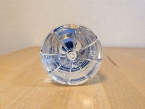 自然が磨いた天然水　キリン　長野県松本市産ミネラルウォーター　ペットボトル底部分　KBCの文字　キリンビバレッジカンパニー