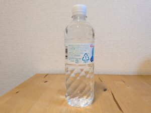 アイリスフーズ　富士山の天然水　裾野市産ミネラルウォーター　成分表記