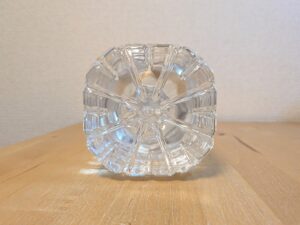 はつそら　安曇野満ちる天然水　ミネラルウォーター　ペットボトル底部分