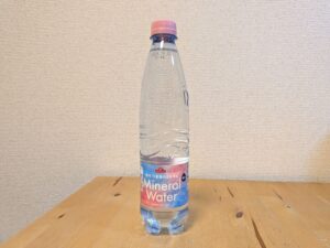 1億年白亜層のミネラルウォーター トップバリュ リトアニア産