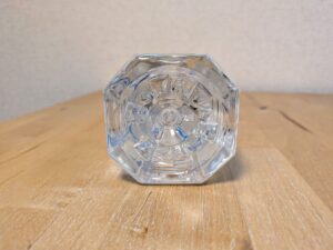 CAINZ　カインズ　バナジウム120　ミネラルウォーター　ペットボトル底部分