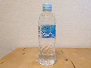 麗しずく　うるわしずく　岐阜県関市産ミネラルウォーター　名水百選　製品説明欄