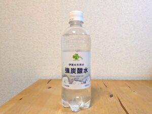 伊賀の天然水　強炭酸水　くらしリズム　ツルハグループ