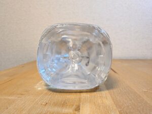 谷川山系　co-op　コープ　おいしい水　ミネラルウォーター　ペットボトル底部分　吉野工業所製