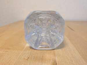 薩摩の軌跡　PREMIUM　シリカ120㎎／L　ミネラルウォーター　ペットボトル底部分