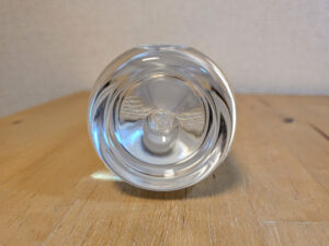 大東建託オリジナルミネラルウォーター　だいとくんラベル　富士市産　ペットボトル底部分