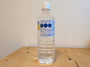 山中湖村の天然水　富士山の水　バナジウム天然水　成分表記