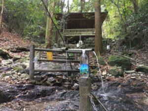 ミネラルウォーター大全 21年間の水活動で辿り着いた結論 良い水の条件 広島県呉市 桂の滝