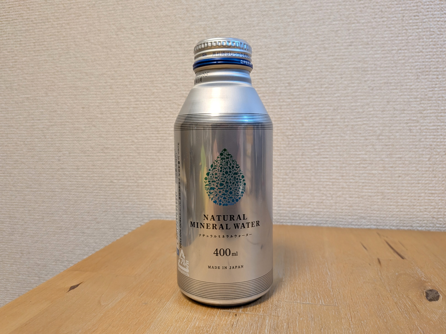 アルミ缶ボトル　伊藤園　NATURAL MINERAL WATER　杵築市産