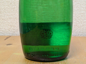 ペリエ Perrier フランス産炭酸水 ラベル裏