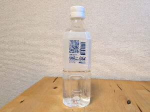 カクマス カクヤスプライベートブランド ミネラルウォーター ラベル側面 バーコード