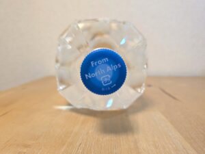 飛騨の天然水 くらしにベルク 高山市産ミネラルウォーター ペットボトルキャップ