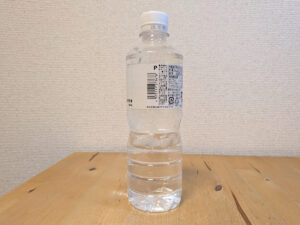 EDRP(EveryDay Real Price) ドン・キホーテ プライベートブランド 富士山の天然水 キャップ部分