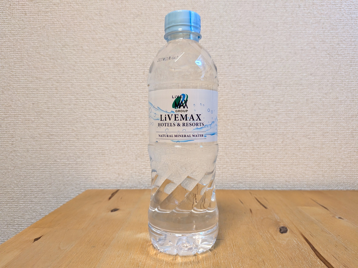 ホテルリブマックス　LIVEMAX　岐阜県関市産ミネラルウォーター　ラベル正面