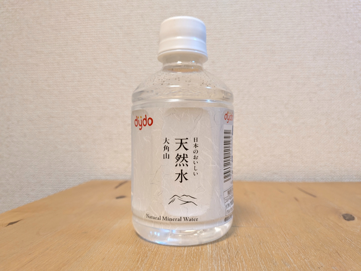 dydo　ダイドー　日本のおいしい天然水　大角山　高知県室戸市産ミネラルウォーター　ラベル正面