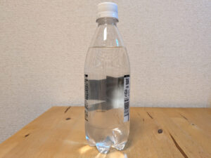 VOX 炭酸水 山梨県富士吉田市産天然水使用 成分・表示欄