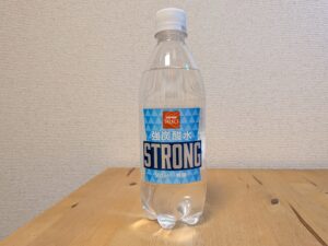 SANWA SELECT サンワセレクト 強炭酸水 山梨県山梨市産ミネラルウォーター使用 ラベル正面