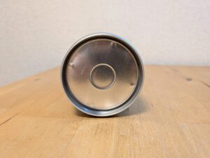 Oisix オイシックス 山の天然水の恵み Sparkling アルミ缶キャップ上面