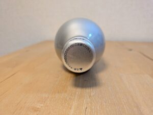 Oisix オイシックス 山の天然水の恵み Sparkling アルミボトル缶キャップ
